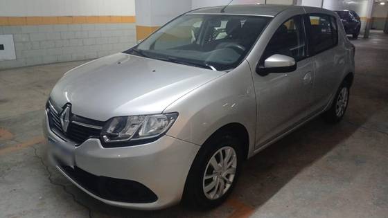 RENAULT SANDERO 1.0 EXPRESSION 16V FLEX 4P MANUAL RENAULT SANDERO 1.0 EXPRESSION 16V FLEX 4P MANUAL